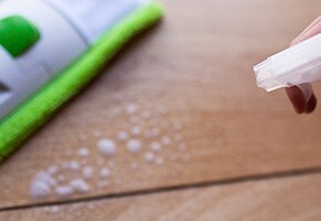 how to clean hardwood floors with vinegar and other natural ingredients